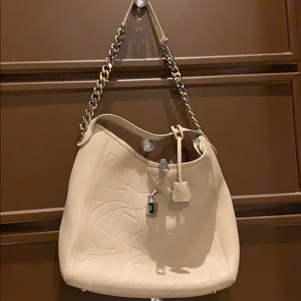 Unique Carolina Herrera shoulder bag👜